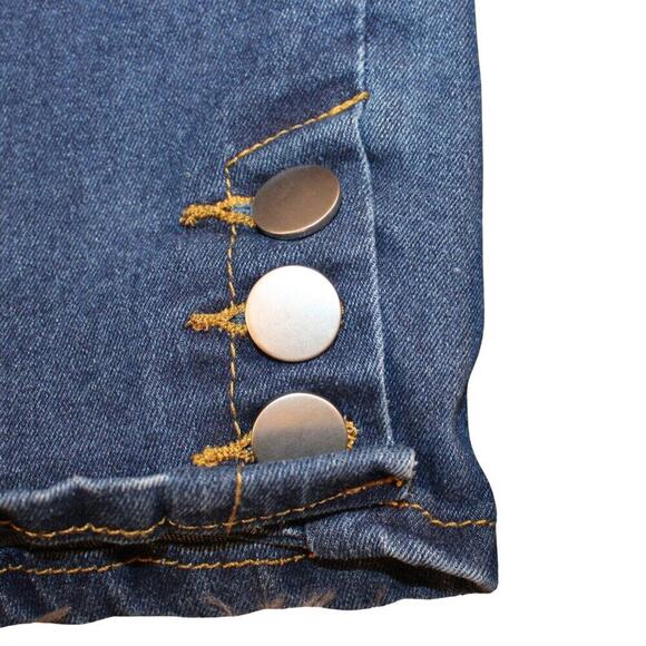 Women's Denim Jeans Size XL – Comfortable Fit, Classic Style, Everyday Wear - Picture 5 of 6